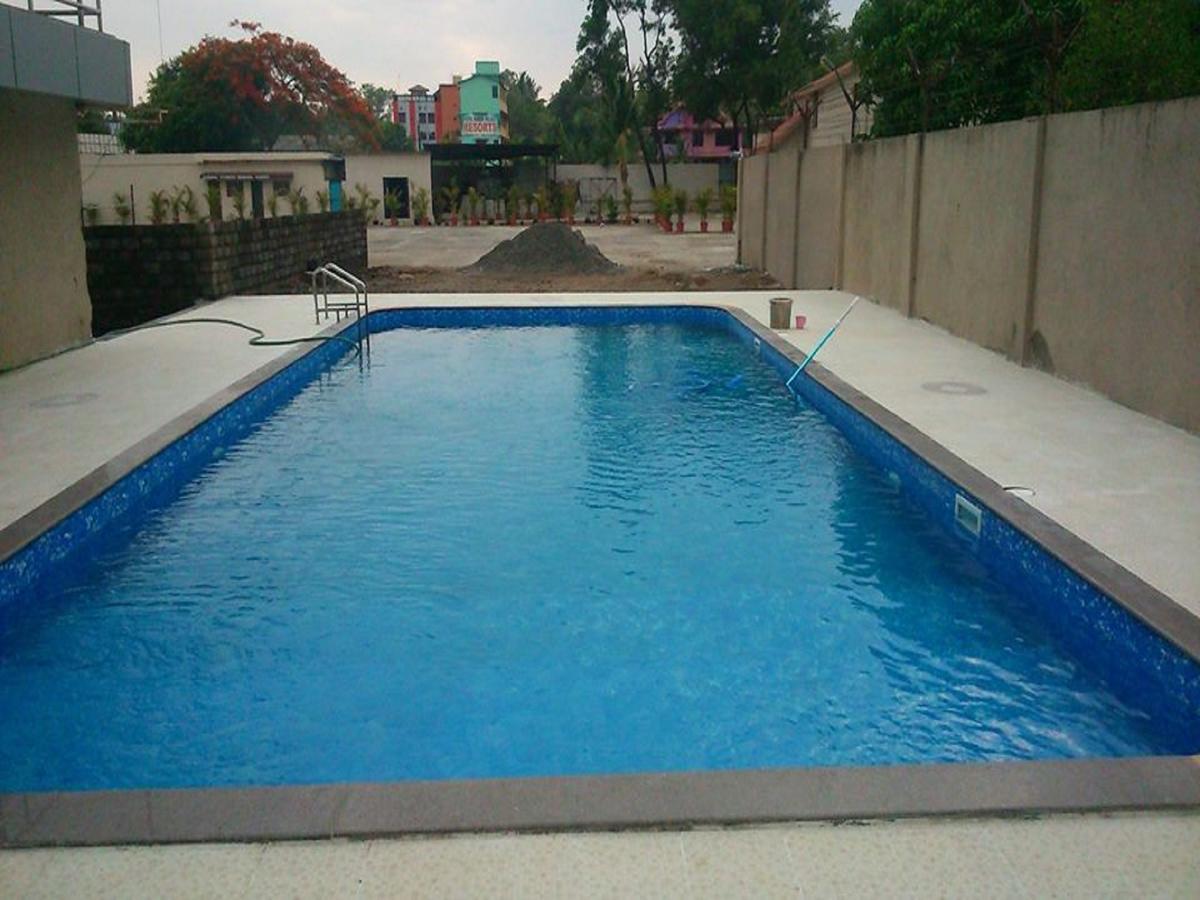 Motel Visava Mahad Exterior photo